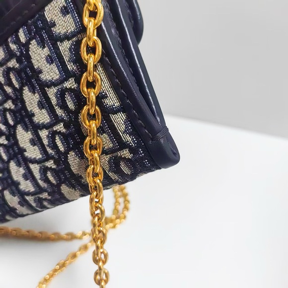 Dior Blue Oblique Canvas 30 Montaigne Chain Pouch - Picture 6 of 11